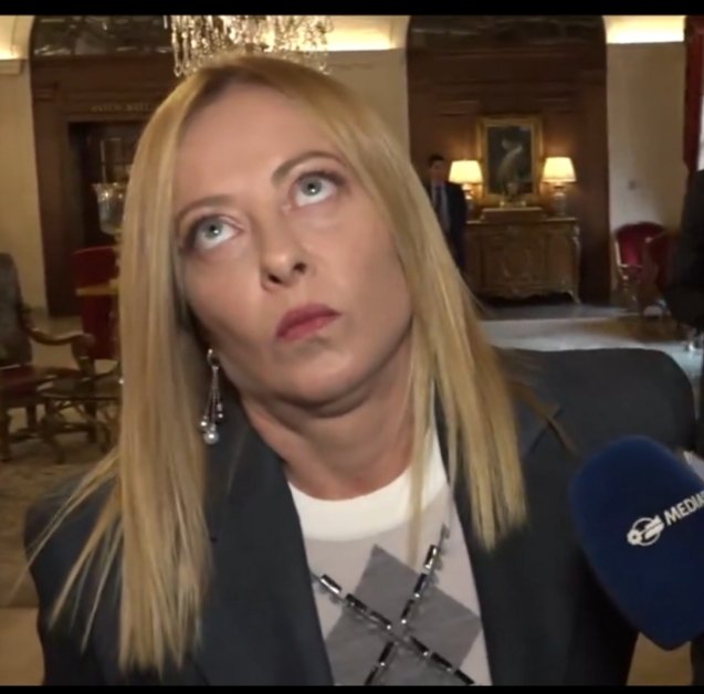 puntocritico23's tweet image. Trova le differenze 
#Meloni
#Mimmo