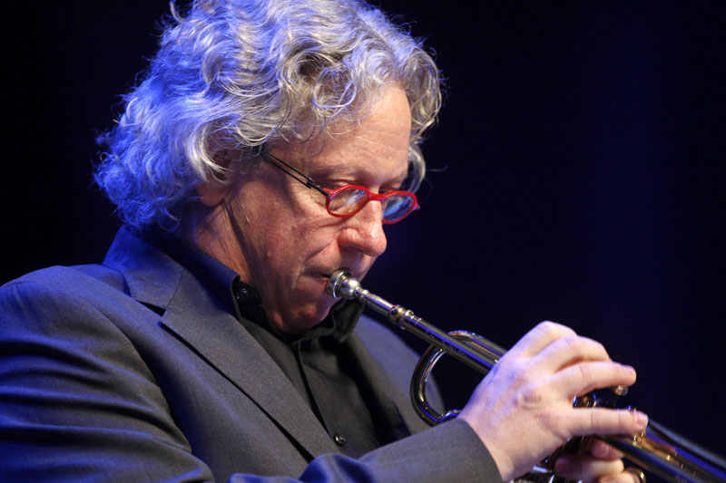 CLETimeRecords's tweet photo. Happy birthday to the Grammy-winning, Dayton, Ohio born trumpeter Tim Hagans who turns 71 today, born on this day in 1954
#timhagans #trumpet #jazz https://t.co/gLJJzP4DzI