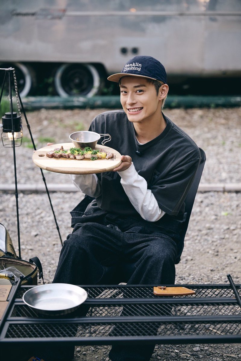 ⛺️ 『#アロキャン』書籍化決定!! アロハ25歳の誕生日!! 10/26(日)に