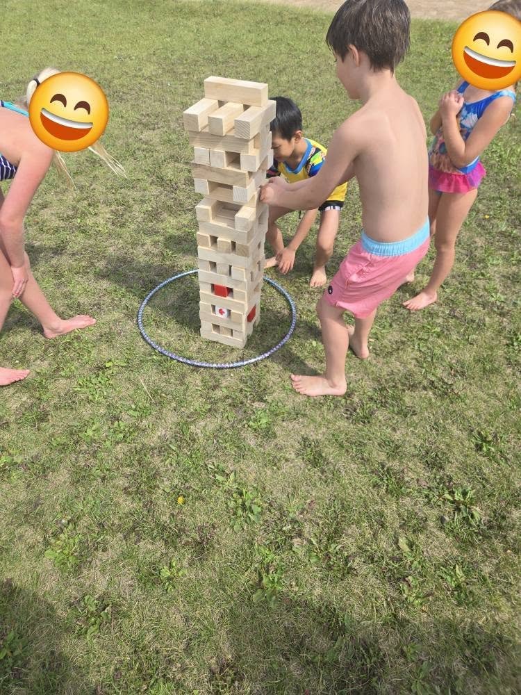 MelvilleLibrary's tweet photo. Friday’s summer program group had a blast at the spray park!  We splashed around, played giant Jenga, blew bubbles, twirled hula hoops, and enjoyed the playground. What a perfect day for fun in the sun! https://t.co/xwQhpp1f6q