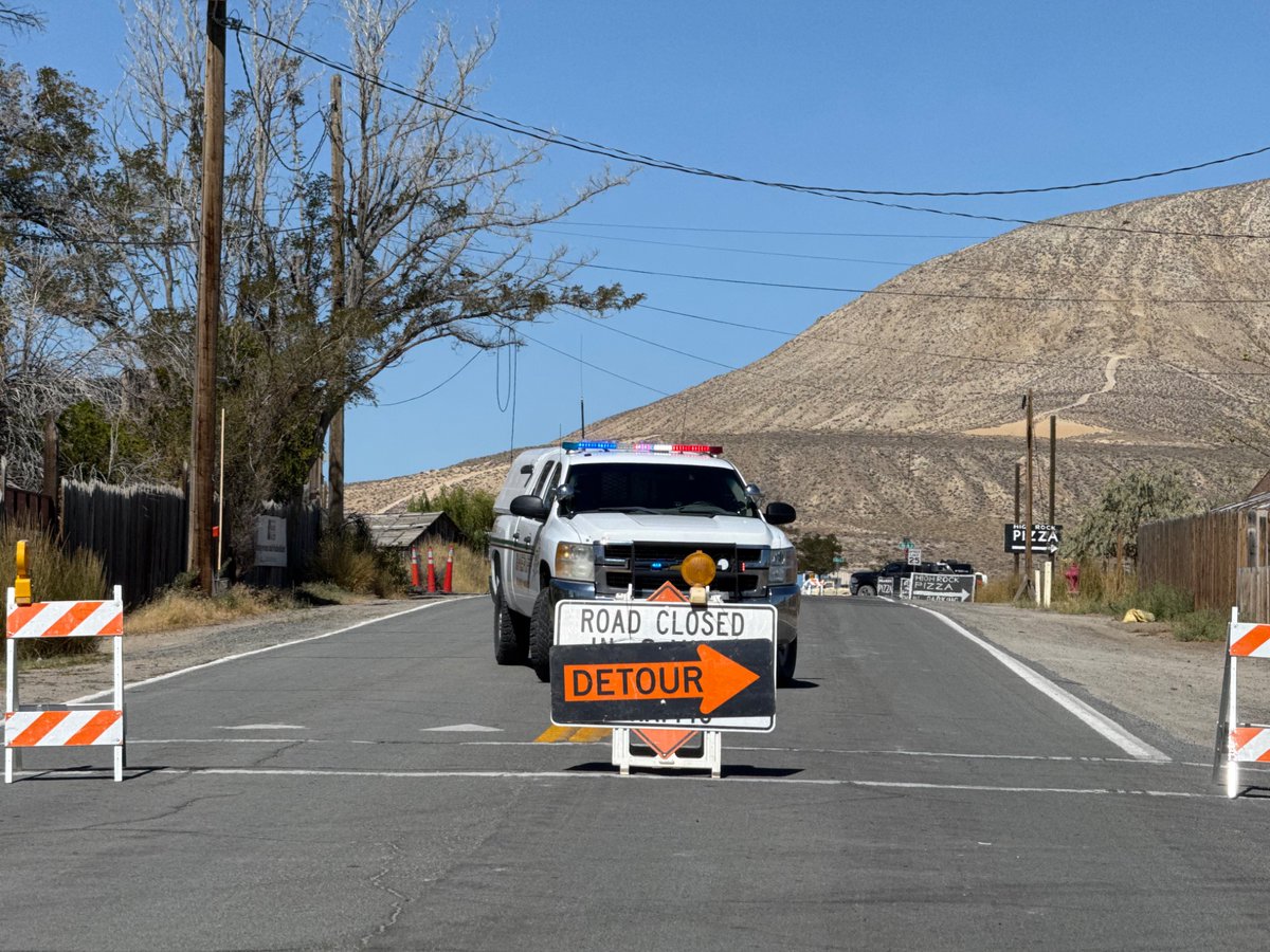 WashoeSheriff's tweet image. Highway 447 in Gerlach is currently closed at Sunset due to downed lines in the roadway. If you are traveling in that area, there is a detour in place, but please expect delays. Currently, there is no estimated time of reopening for the road.

#gerlach #roadclosure