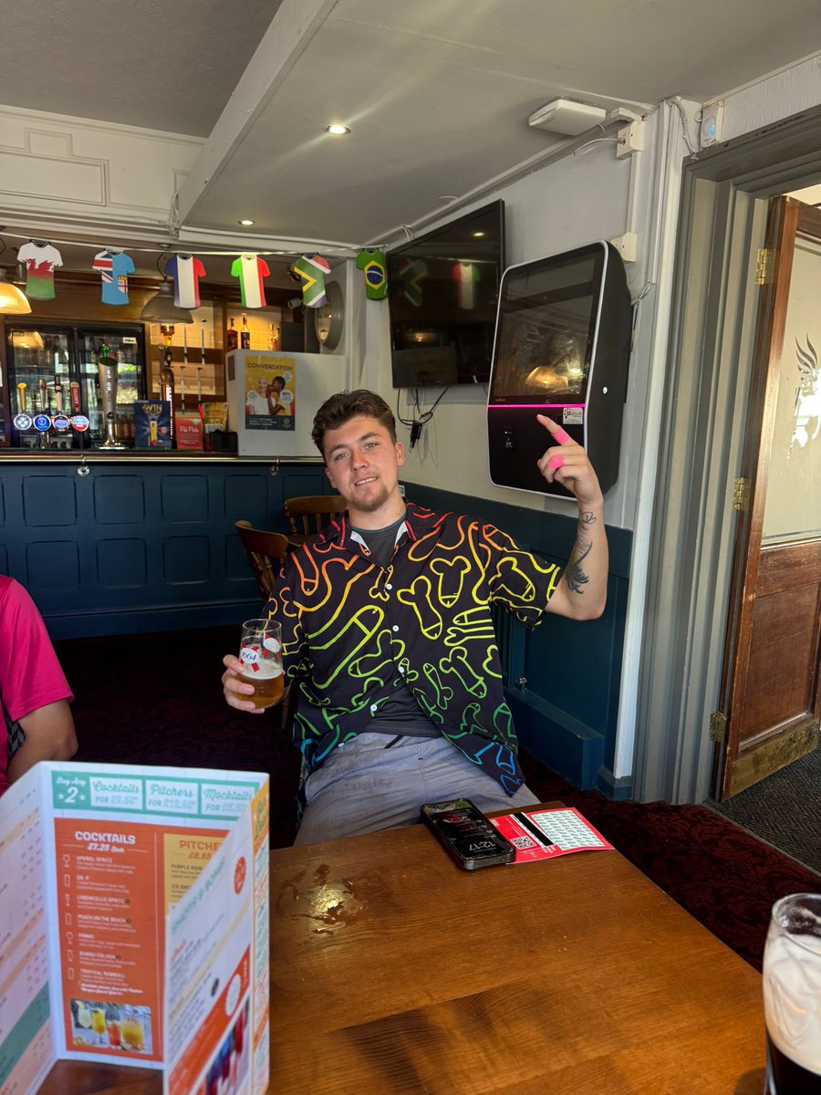 Laindon Park Rovers tweet media