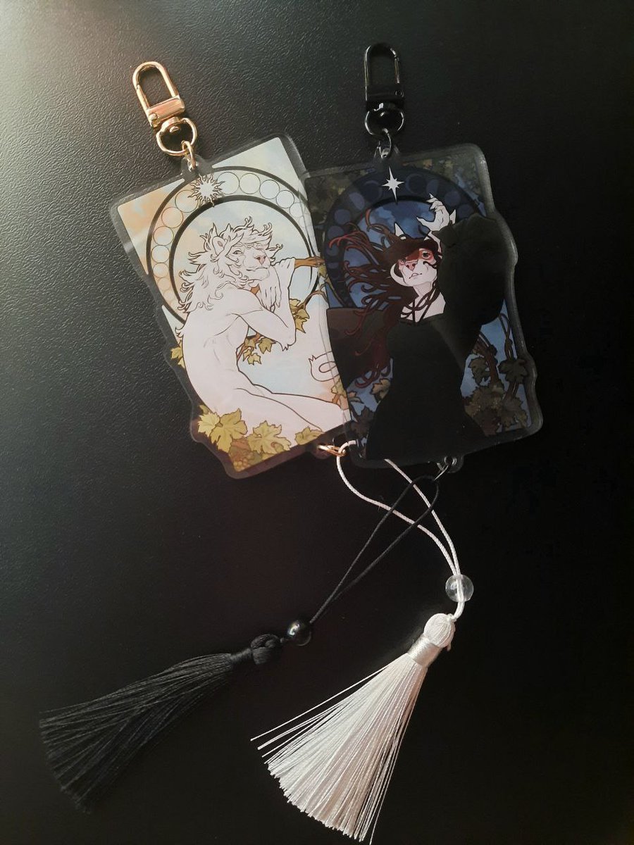 KelmoreFortCom's tweet photo. Ceux-ci sont plus purement décoratif que pratique vu leur taille, cool pour les collectionneurs ! 🤍 https://t.co/LROmobZFGc