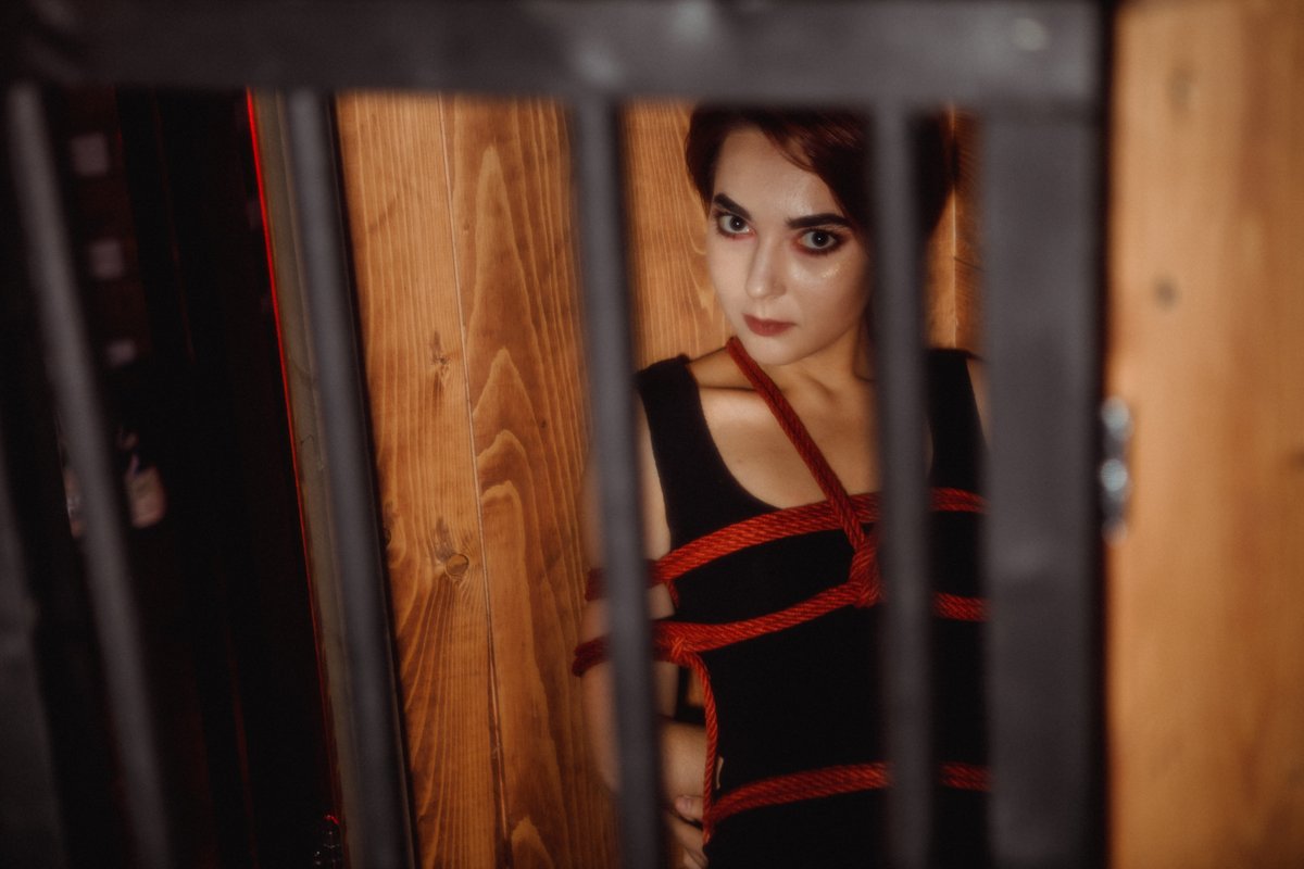 Ночное включение! Прекрасная Юпитер разрешила выложить свои фото в шибари) будет немного нового контента перед свежими фотосетами с Kenaz и Алекс)

#boosty #gm #boostymodel #нюдсочетверг