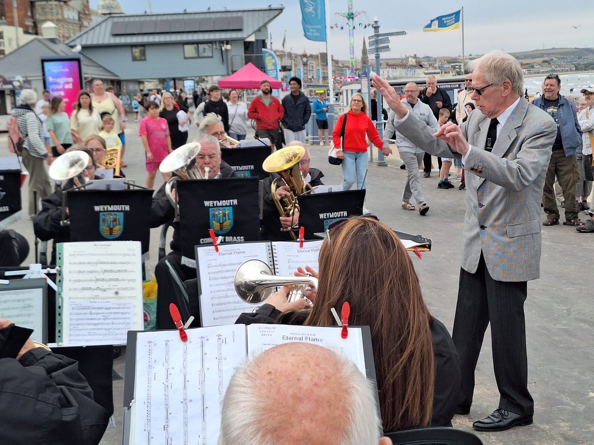 WeymouthConcertBrass tweet media