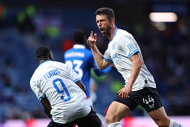 MichelFCBerix's tweet photo. Wat een wedstrijd van Brandon Mechele. Uitoverwinning in de Champions League + zijn mooiste & belangrijkste goal ooit om zijn 500e wedstrijd voor #ClubBrugge te vieren!
#rfcclu https://t.co/0Ib42NZLPt