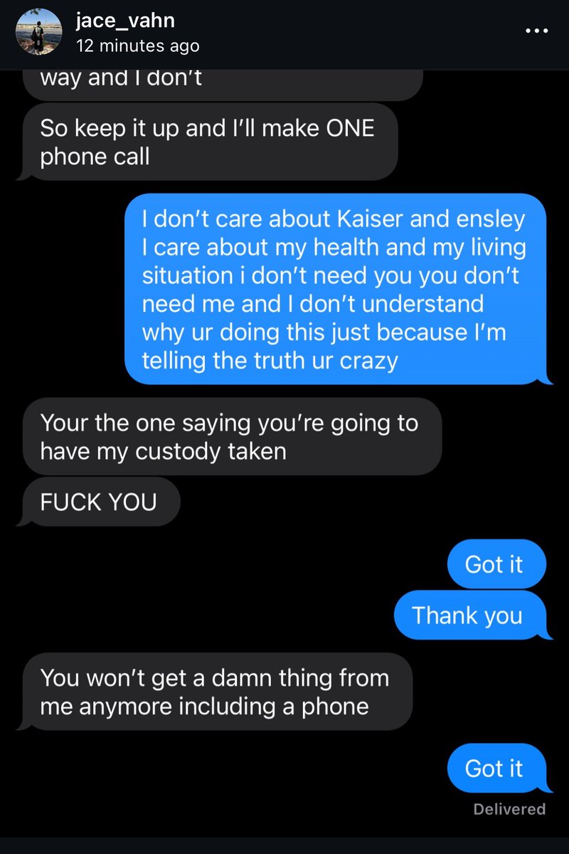 BizzaroJenelle's tweet image. Las Vegas CPS where the fuck are you? Jenelle Evans out drunk and falling while making her at risk son watch her school age kids. Then sending him shit like this?