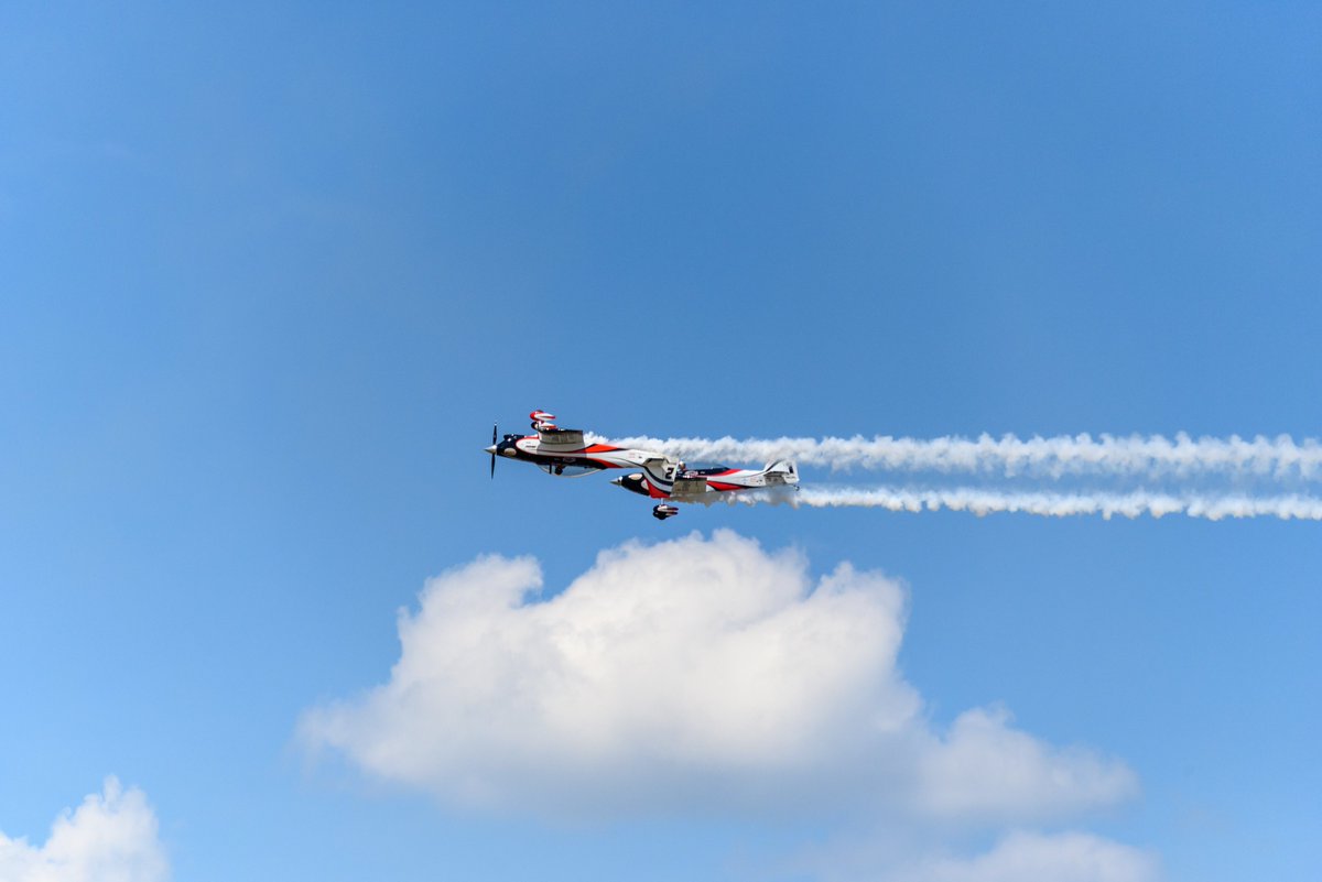 Celebrate #NationalAviationDay with us! ✈️Did you know #OaklandCounty is home to a world-class aviation system? We're proud to manage three airports, including <a href="/AirportPTK/">Oakland County International Airport</a>! It's a key part of our community, with 154,944 takeoffs and landings last year. ow.ly/FeBG50WGko9