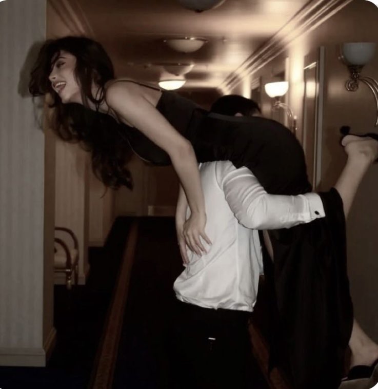 وفي بسمتك تجتمعُ تفاصيل الجمال .♥️