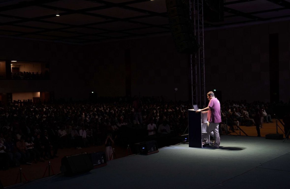 Andrew Reed tweet media