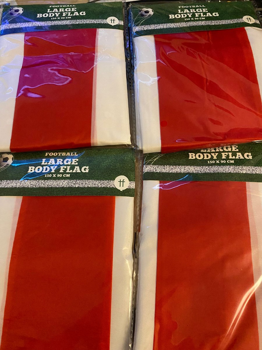 AndyShellhorn (@andyshellhorn) on Twitter photo Purchased a few flags, now just got to find suitable lampposts to decorate Let's all raise the colours! <a href="/FlagForceUK/">Flag Force UK</a> Purchased a few flags, now just got to find suitable lampposts to decorate Let's all raise the colours! <a href="/FlagForceUK/">Flag Force UK</a>