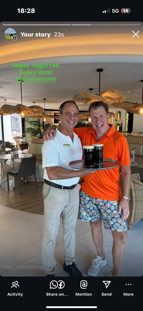 murdoswing's tweet photo. Best barman and best pupil/amigo @LaCala_Resort on a very hot day! #guiness #golf #pgapro https://t.co/7P6POaNGi3