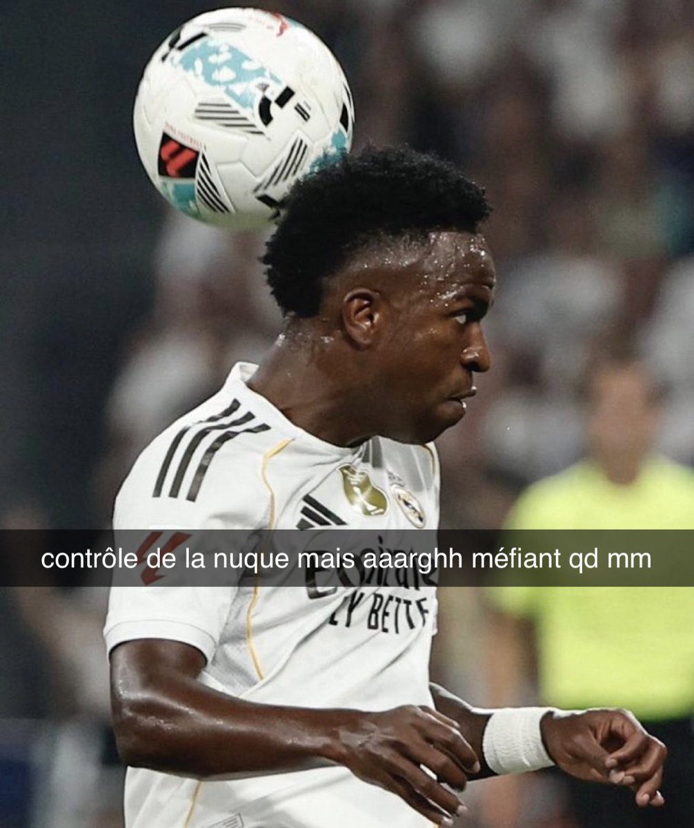 SalihouFCB's tweet photo. 🤣🤣🤣🤣🤣🤣🤣😭😭🤣🤣 https://t.co/T4nRZOKXDd