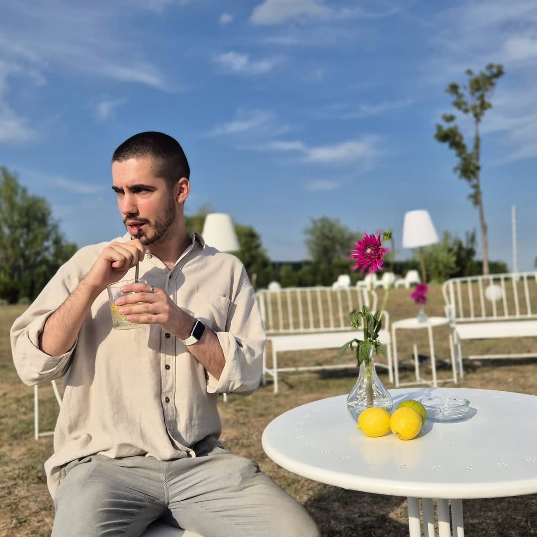 Vole da se prave vredni, vole da rade... Neka rade! 🍋