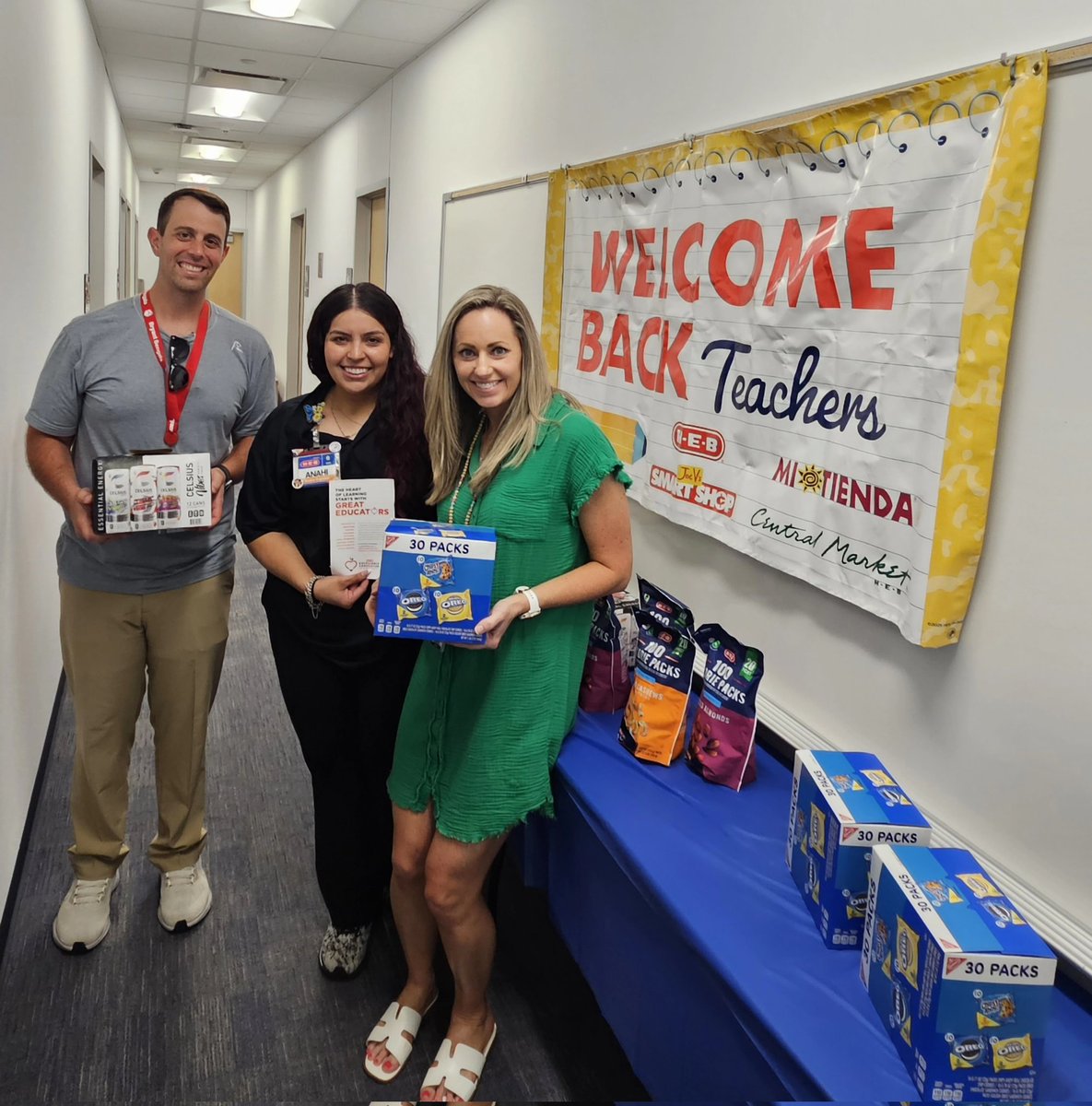 BryantElem's tweet image. Thank you @HEB Jordan Ranch for the caffeine and snacks for our staff! We can't wait for "Our HEB" to open. #unlockyourpotential #bengalpride