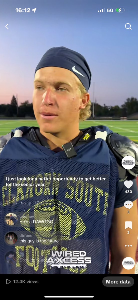 @natepax101 <a href="/NOSSSports/">NOSS Sports</a> <a href="/FauxCoachWoodar/">FauxCoachWoodard</a> Here is my what about Elkhorn south! Interviewing a player and sharing his story to 12.4k friends to enjoy! This guy straight DAWG