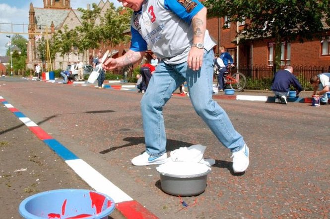 Please let’s make this the next patriotic craze. Painting the pavement kerbs in red, white and blue. It’s our country, let’s make sure no one forgets.