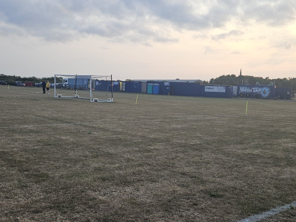 Higham Town 0 Corby Pegasus 0 in Northants Comb Prem, attendance 49. Another poor game on a poor baked dry pitch with goalscoring chances at a premium.