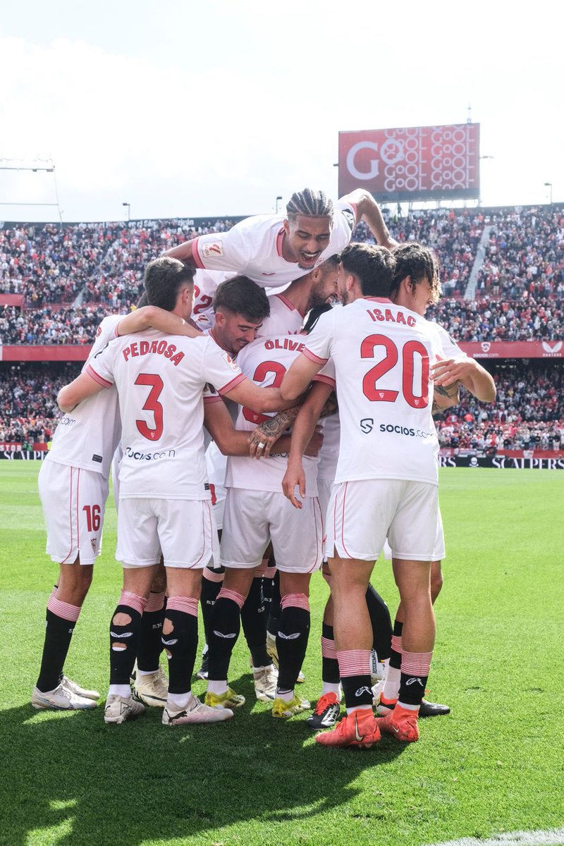 Fran Campos Vázquez (@francamposv90) on Twitter photo Ahora que el traspaso de Loic Badé al Leverkusen es un hecho, (mi información va en la línea de <a href="/FabrizioRomano/">Fabrizio Romano</a>, más de 30 mill con variables) no se va un cualquiera.
Llegó un francés tímido, y se marcha un líder.
Le vi de cerca ganar prácticamente solo el último derbi de Navas Ahora que el traspaso de Loic Badé al Leverkusen es un hecho, (mi información va en la línea de <a href="/FabrizioRomano/">Fabrizio Romano</a>, más de 30 mill con variables) no se va un cualquiera.
Llegó un francés tímido, y se marcha un líder.
Le vi de cerca ganar prácticamente solo el último derbi de Navas
