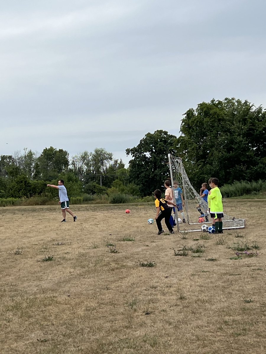 ⁦<a href="/jasonsudeikis/">Jason Sudeikis</a>⁩ ⁦<a href="/TedLasso/">Ted Lasso</a>⁩ youth soccer coaches.