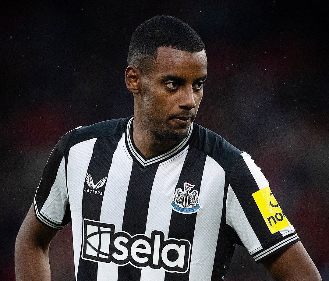 TouchlineX's tweet photo. ๐จ ๐๐จ๐ฆ๐ง ๐๐ก: Liverpool and Newcastle officials are set to meet tomorrow morning to figure out the next steps in the Alexander Isak deal.
โ @indykaila https://t.co/wsJwGLNHCO