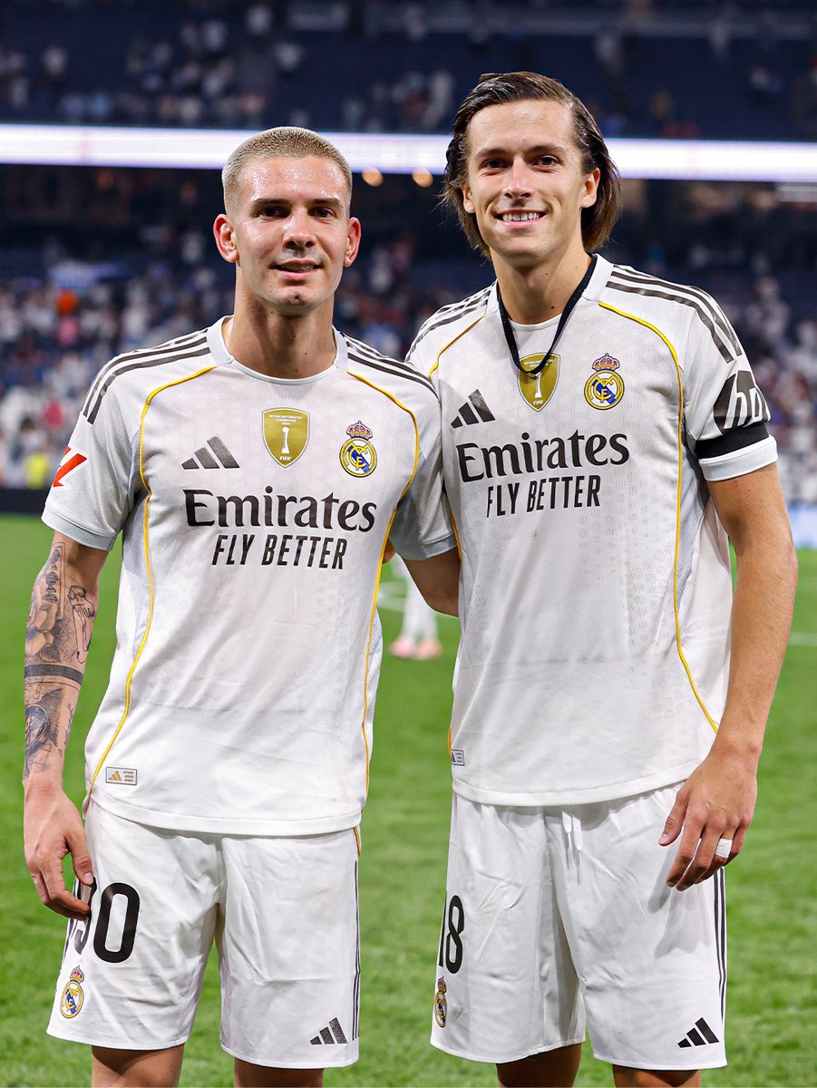 realmadridpt's tweet image. 😁 Os estreantes de hoje!