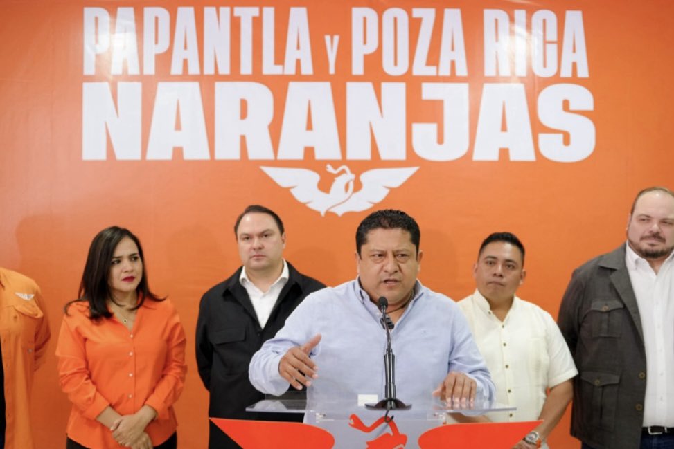 En Veracruz vivimos el peor OPLE de la historia: manipulación de paquetes, resoluciones amañadas y funcionarios que traicionan a la ciudadanía.

Movimiento Ciudadano no permitirá que se roben la voluntad del pueblo en Poza Rica y Papantla. 

Defenderemos cada voto en los