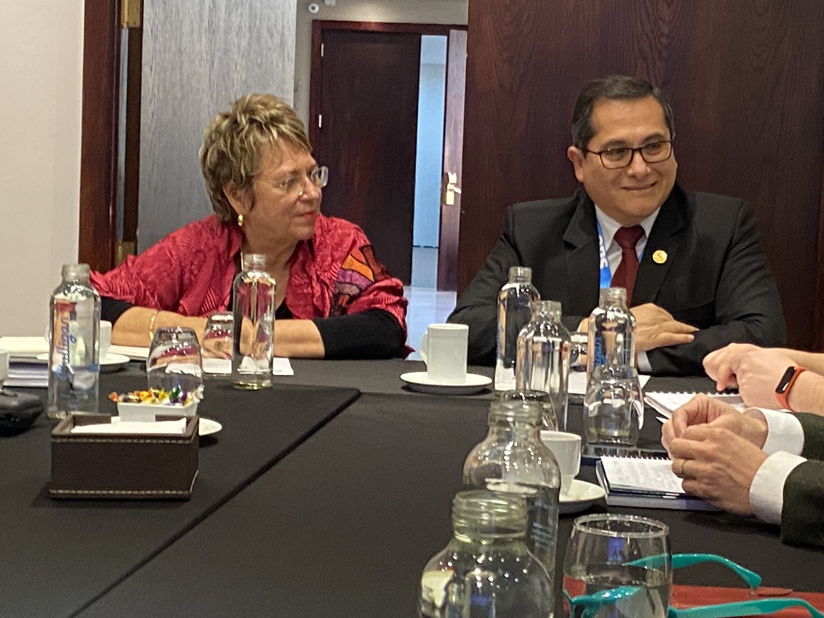 En contexto del proceso desarrollado en Chile 🇨🇱 Atención Primaria Universal <a href="/gerryeijkemans/">Gerry Eijkemans</a> @OpsOms conoce el trabajo de comunas pioneras #APS de <a href="/ministeriosalud/">Ministerio de Salud</a>; en dialogo con colegios profesionales, usuarios/as y sociedad civil. #NadieQuedeAtras #SaludParaTodos