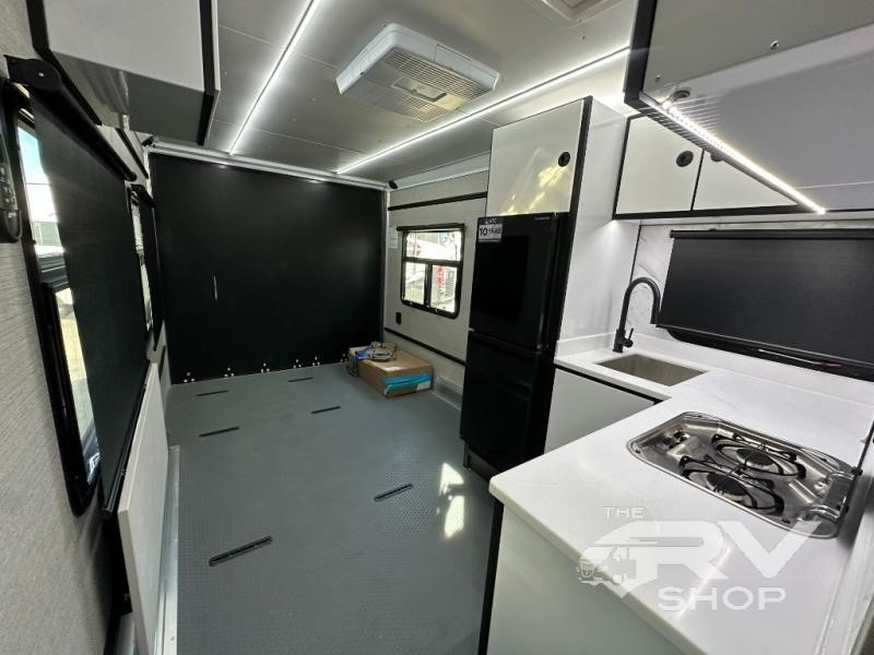 #ToyhaulerTuesday - 2025 ATC PLA450 2011
Click here for 𝐦𝐨𝐫𝐞 𝐝𝐞𝐭𝐚𝐢𝐥𝐬:
🔗 ow.ly/TyVj50WImfx

✅ Sleeps 3
✅ 24 ft 11 in exterior length
✅ 650 lb hitch weight

Click the link for more features and contact The RV Shop today!
📞 (225) 306-7088

#RVUniverse #RVLife