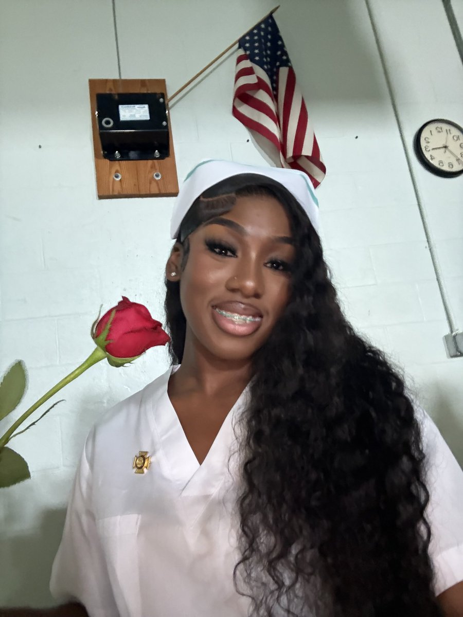 Sierrasmithw's tweet photo. Thank you God 👩🏾‍⚕️❤️ https://t.co/1mK74cKVVf