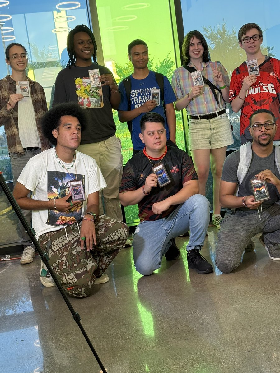 urezss's tweet photo. Thanks @AttackOnTexas staff for this great tournament 🥳
1st place at #ff_cotw https://t.co/kvNjfnGhda