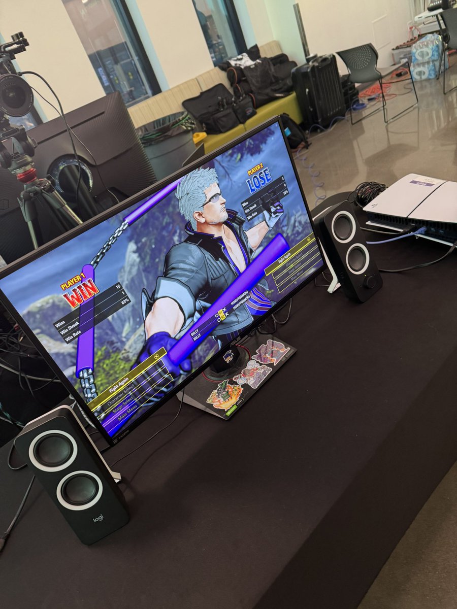urezss's tweet photo. Thanks @AttackOnTexas staff for this great tournament 🥳
1st place at #ff_cotw https://t.co/kvNjfnGhda
