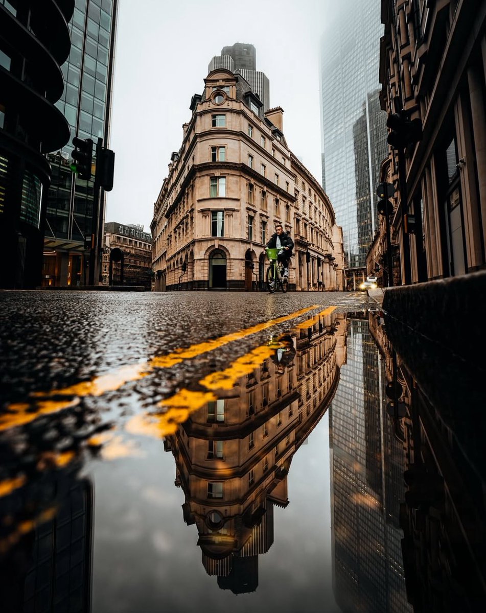 the_gpc_'s tweet photo. London reflection 📸 https://t.co/6s77j0gSxO