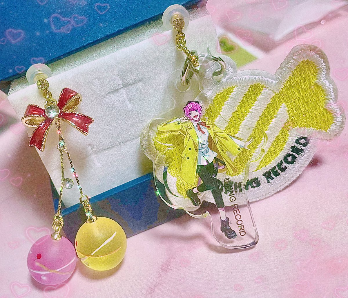 Tenkunsaiko's tweet photo. カフェ用のイヤリング作りました💕 https://t.co/ioxHuTW2E1