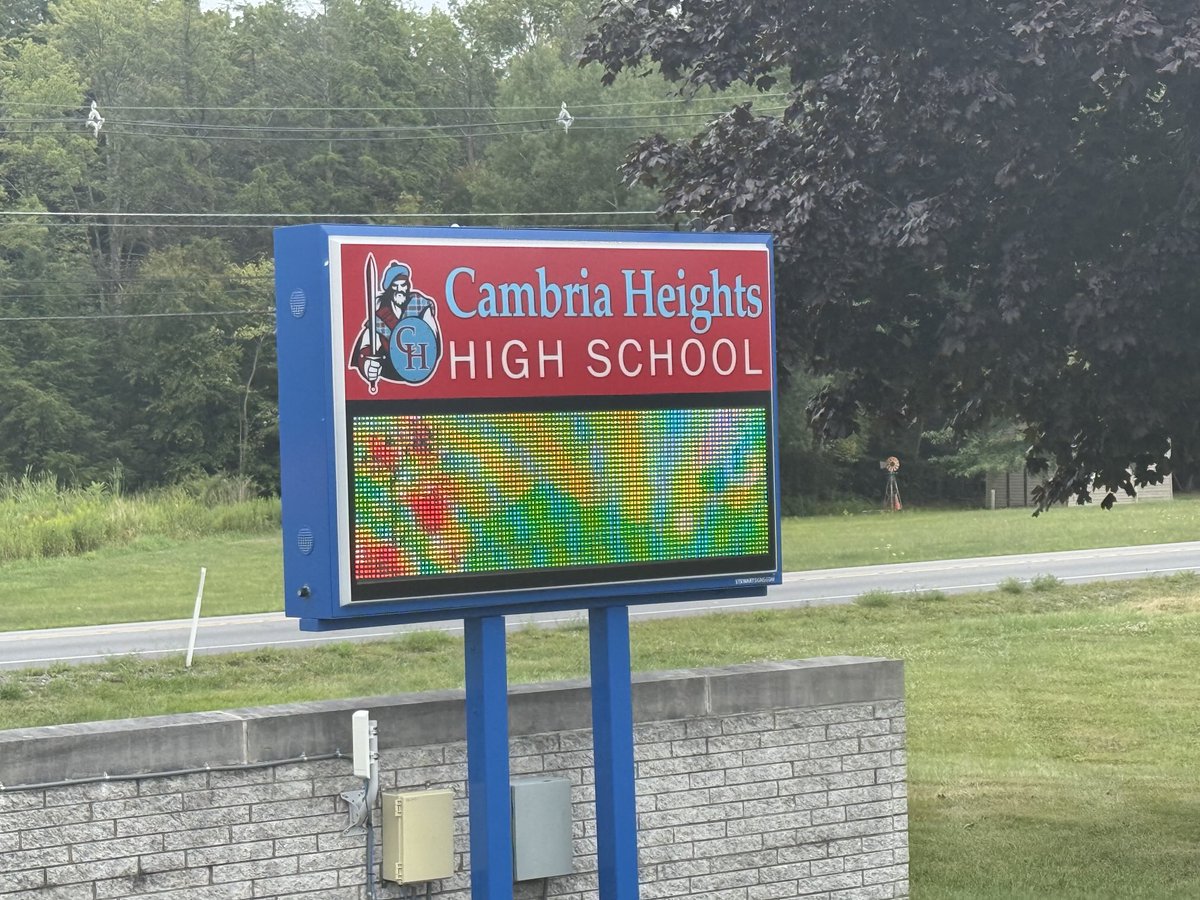 PARSS2go's tweet image. Dr. Edward Albert , continued his day to deliver a keynote speech in the Derry Area SD and then onto Cambria Heights SD . Three speeches in one day. More to come.