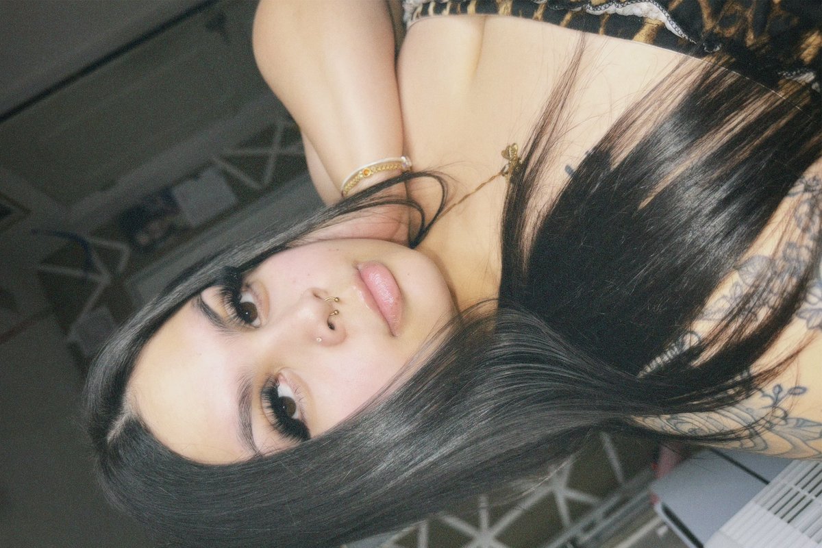 Yiseltf's tweet photo. cus i luv me https://t.co/iZzUDAXeHV