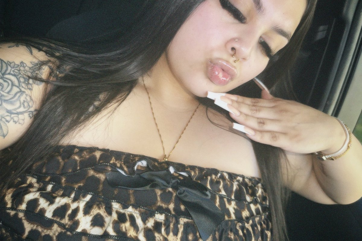 Yiseltf's tweet photo. cus i luv me https://t.co/iZzUDAXeHV