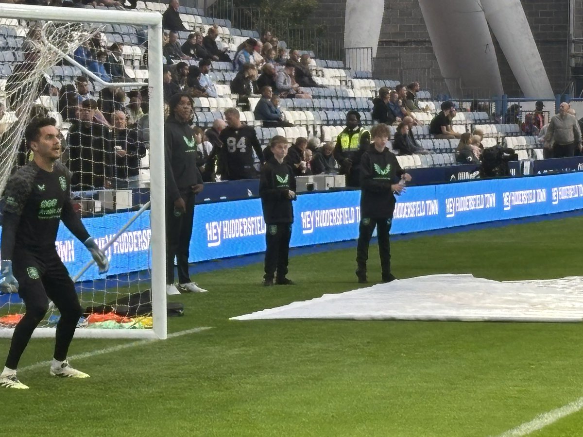 Robshaw1981's tweet image. #utt @htafc