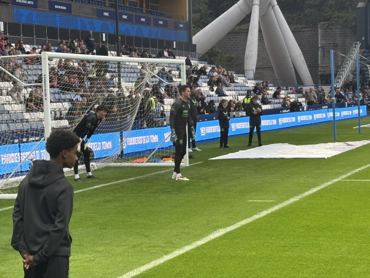 Robshaw1981's tweet image. #utt @htafc