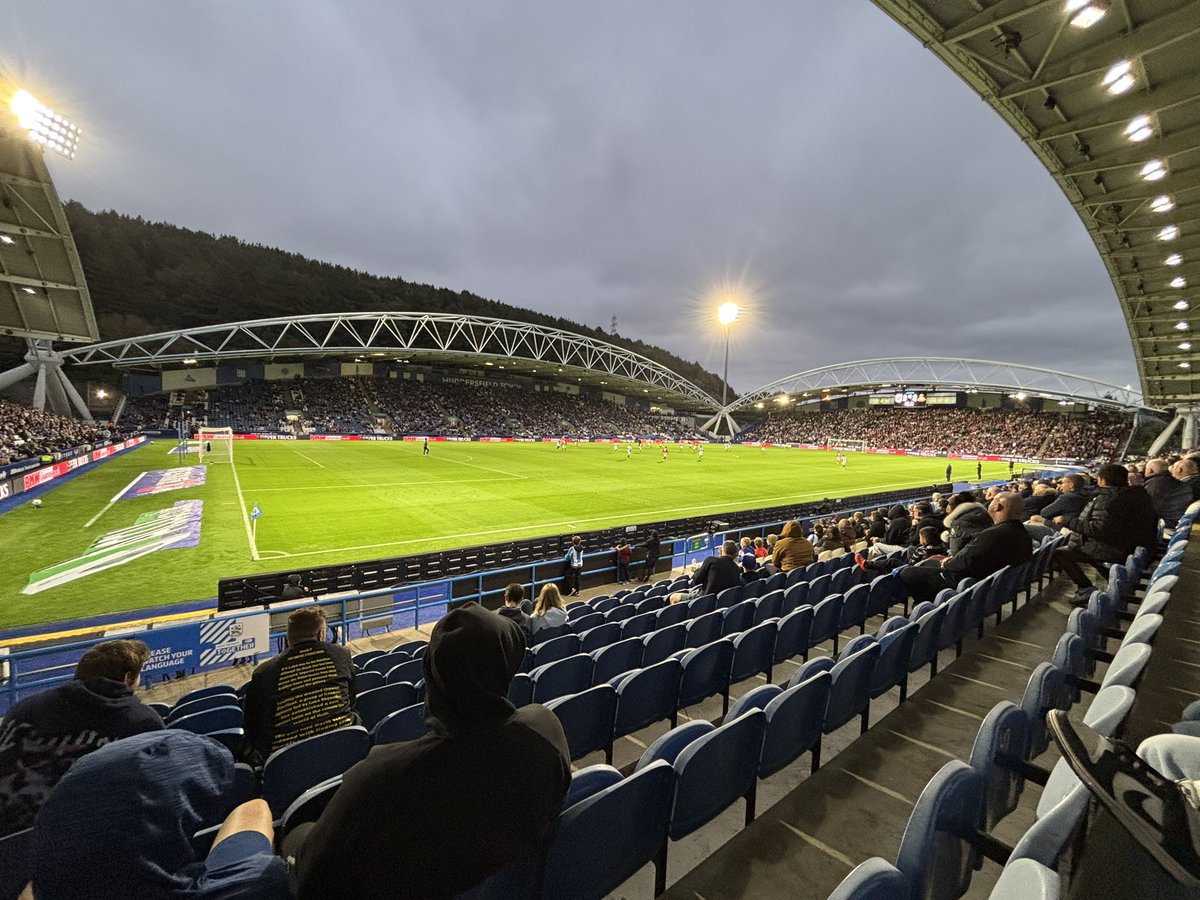 Robshaw1981's tweet image. #utt @htafc