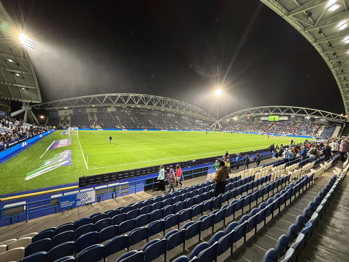 Robshaw1981's tweet image. #utt @htafc