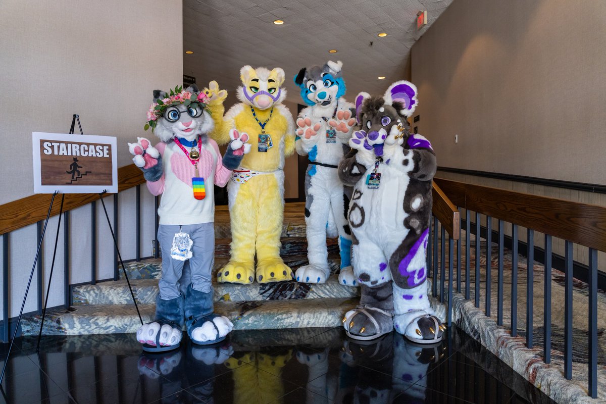 AxiomSteelWolf's tweet photo. @IndyFurCon Had an amazing IFC this year! Met some suit siblings! Made great memories and got to brighten some fluffs days by being a big dork! This is always my favorite con and seeing how hard the staff worked this year made #iFC2025 so worth! https://t.co/RweBwGdzlU