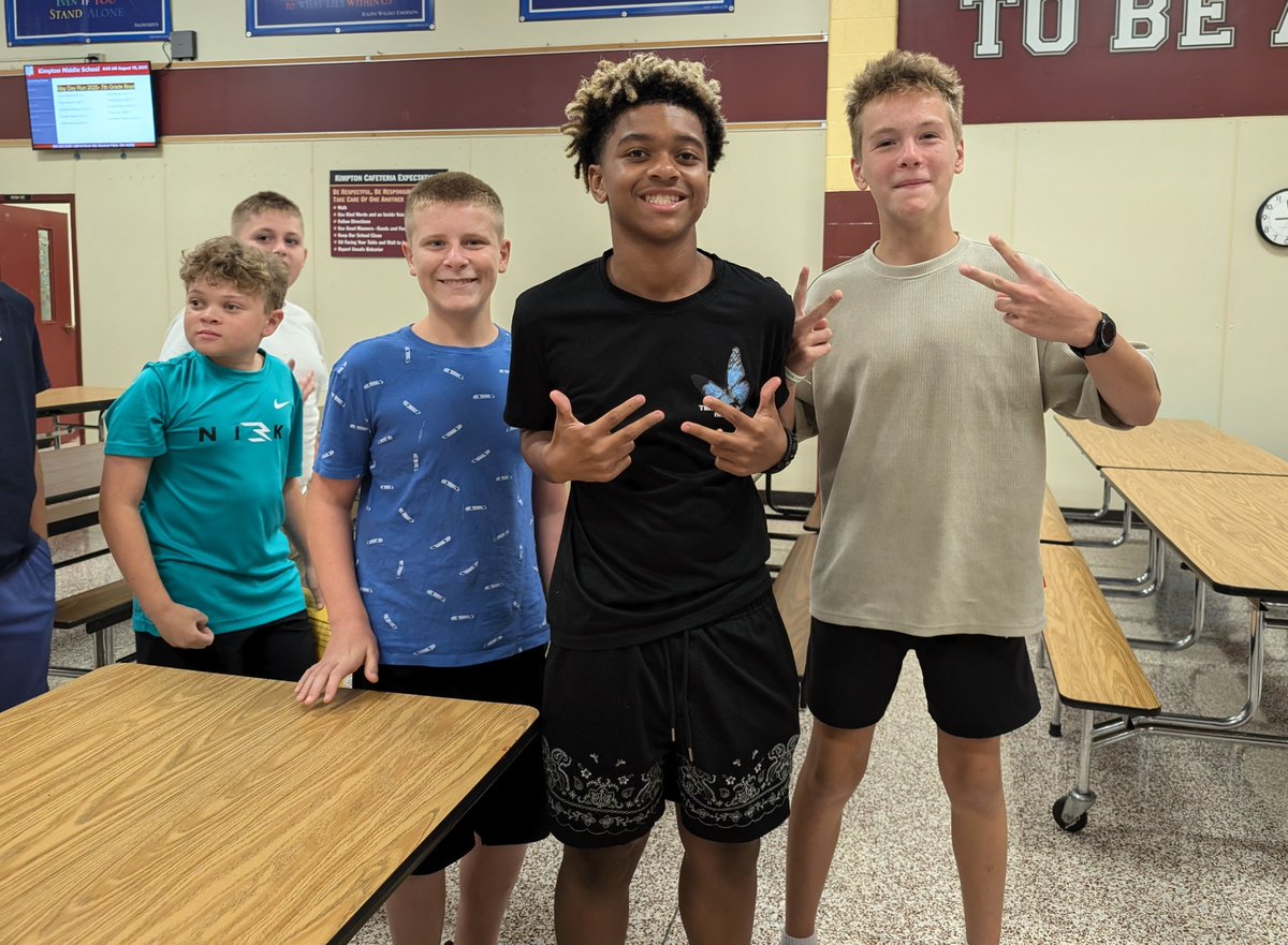 SMFSchools's tweet photo. #BulldogsAreBack! This morning our Superintendent joined students on the bus &amp; visited several buildings to celebrate the start of another great year. With our staggered start, students are easing into routines, meeting their teachers, and getting set for a successful year ahead. https://t.co/lkcEapFcQt