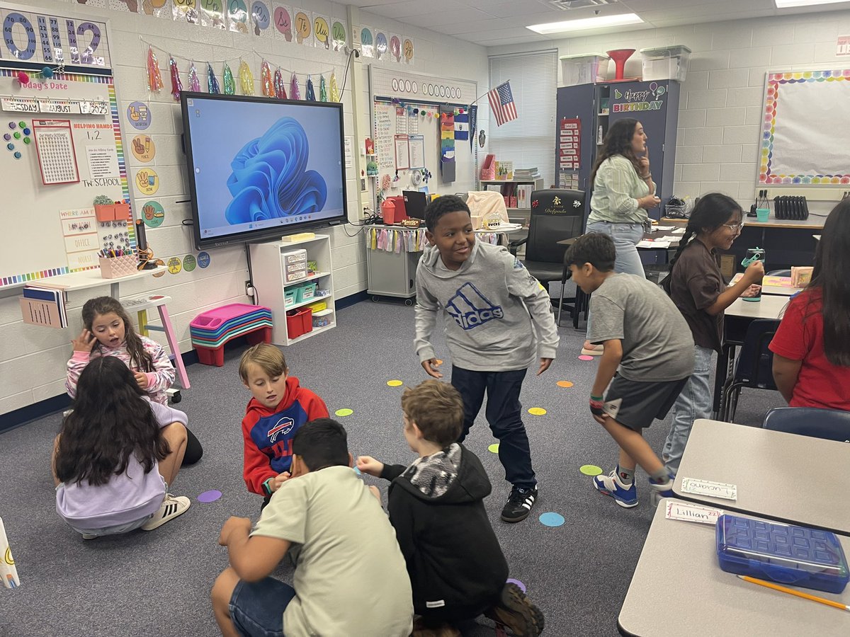 Montclair ES PWCS tweet media