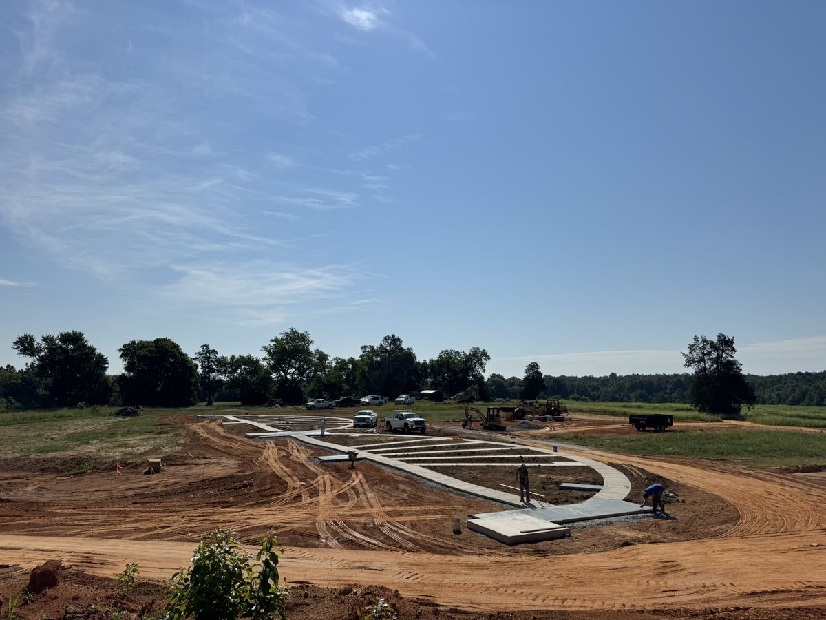 Hampden-Sydney College tweet media