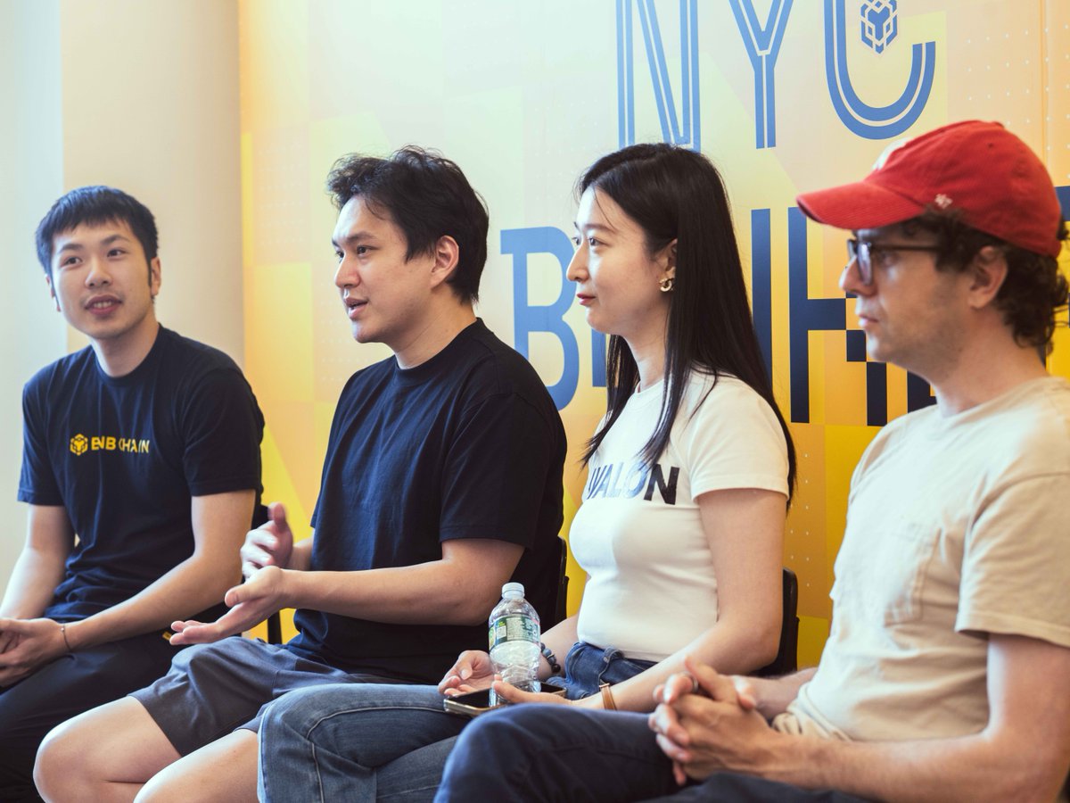 BNBCHAIN's tweet image. In New York at the #BuilderBunker, they joined a two-day event designed to tackle the hardest parts of scaling with expert panels from @avalonfinance_, @LorenzoProtocol, @StadiumScience_, @alt_layer, @Paimon_Finance, @PanteraCapital, @ambergroup_io, @wintermute_t, @OndoFinance…