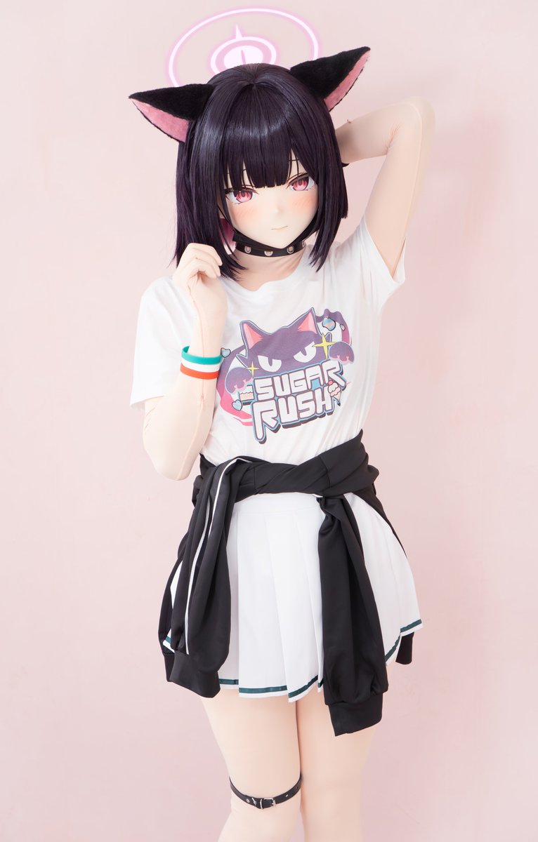 ブルアカ　杏山カズサ　Tシャツ ブルアカ 杏山カズサ Tシャツ