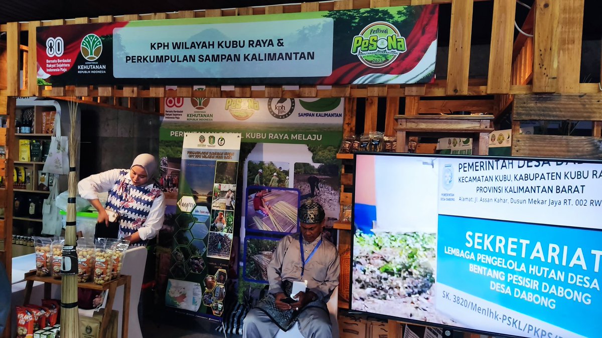 KPH Kubu Raya dan SAMPAN Kalimantan mengikuti Festival PESONA dengan tema Merawat Hutan Mewariskan Harapan, Jakarta (20/8/2025) #pesona #hutsos #hutandesa