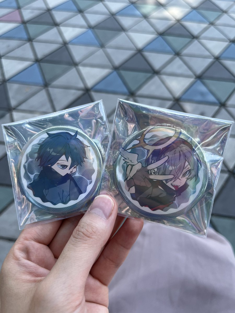 fairly07tail's tweet image. CRフェス 2025 グッズ交換 缶バッジ
チェキ風カード

譲　画像のもの 2つともホロです

求❤️♠️  🐕🍊各1ずつ

検索から気軽にお声がけ下さい🙇‍♀️
現地での交換が優先その次に郵送です。

 #CRフェス  #CRフェス交換