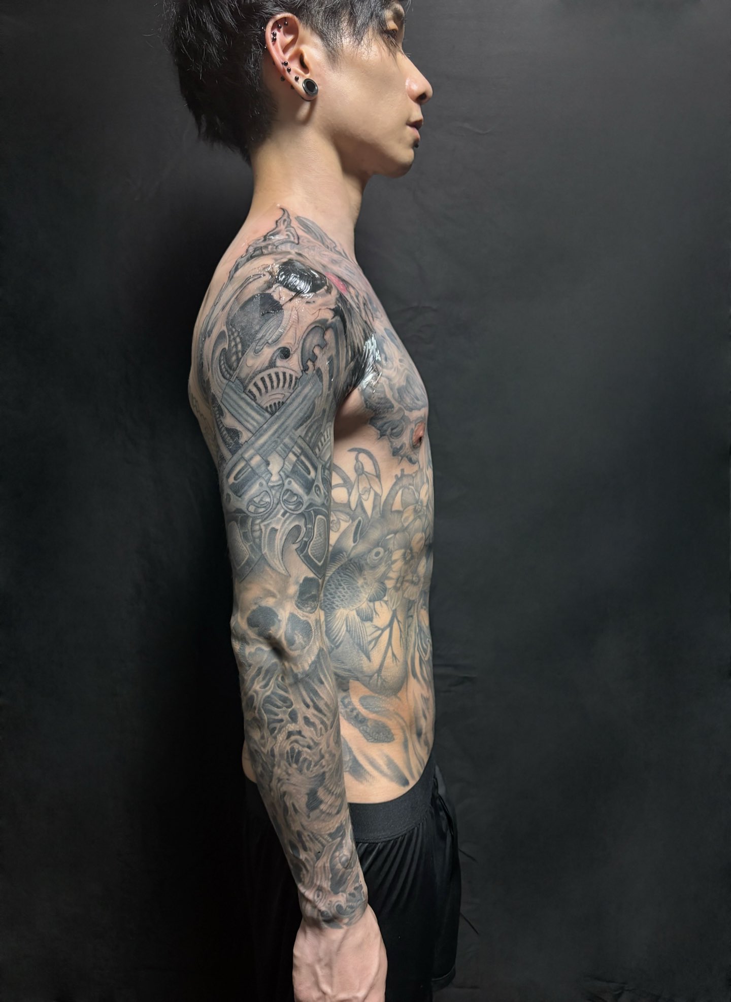 刺青　入れ墨　tattoo tattooheaven.mkb 総身彫り制作途中🔥 お疲れ様でした!! 右脇